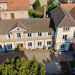 Avril Et De Luxe 15 Personnes Avec Piscine Chauffee Toute L'annee Villa Selestat
