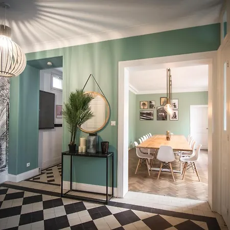 Avril 15 Pers- Location De Prestige , 2 Piscines Interieur Et Exterieur Et Sauna