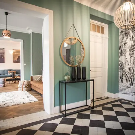 Avril 15 Pers- Location De Prestige , 2 Piscines Interieur Et Exterieur Et Sauna Sélestat