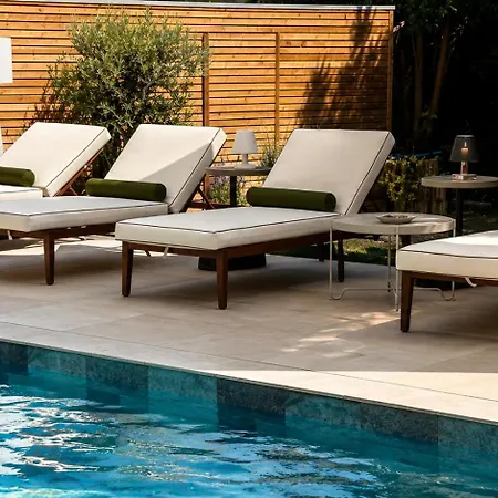 Villa Avril Gite Prive Luxe 15 Pers- Deux Piscines Interieure, Exterieure-Sauna -Proche Europapark *