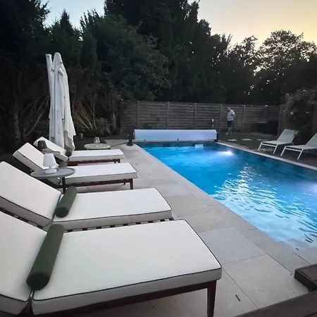 Avril Prive Luxe 15 Pers- Deux Piscines Interieure, Exterieure-sauna -proche Europapark * Селеста