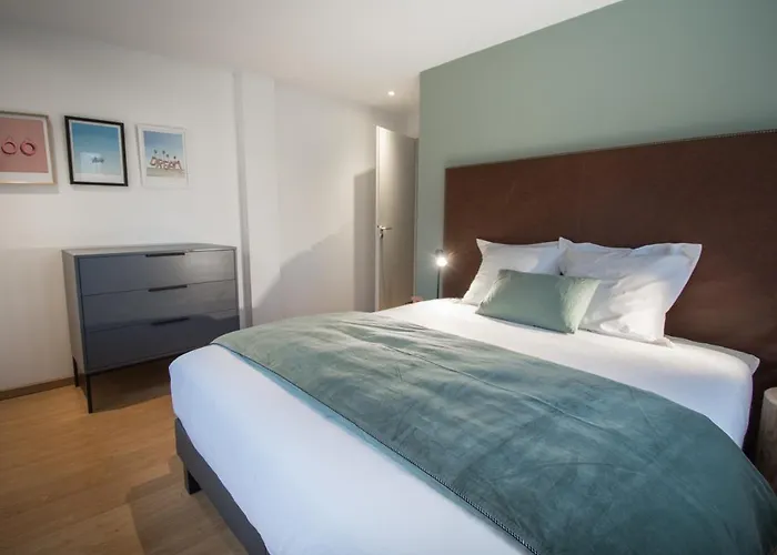 别墅 Villa Avril Et Spa Gite De Luxe 15 Personnes Avec Piscine Chauffee Toute L'Annee *