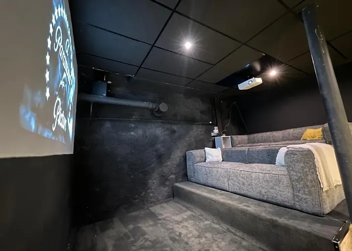 Villa Avril Et Spa Gite De Luxe 15 Personnes Avec Piscine Chauffee Toute L'Annee 别墅