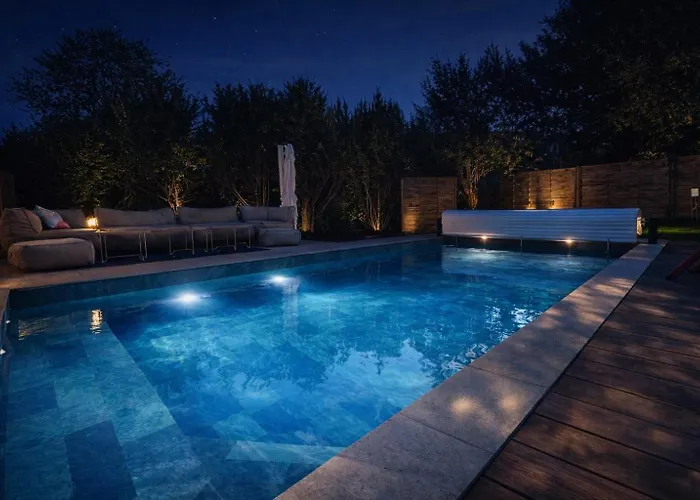 Villa Villa Avril Et Spa Gite De Luxe 15 Personnes Avec Piscine Chauffee Toute L'Annee