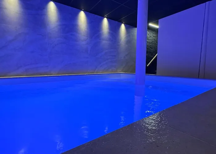 别墅 Villa Avril Et Spa Gite De Luxe 15 Personnes Avec Piscine Chauffee Toute L'Annee